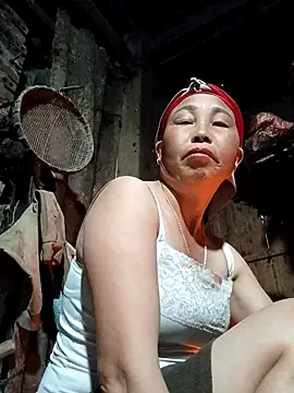 lena-cute online show from 11, 4, 2026