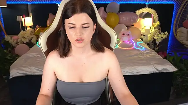 Snapshot of KristiFoxy chatting on 23, 7, 2026 KristiFoxy online show from 23, 7, 2026