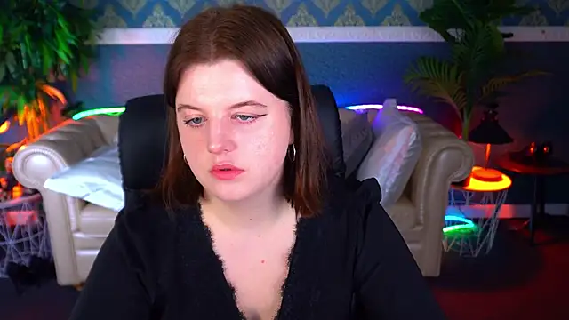 KristiFoxy online show from 19, 4, 2026