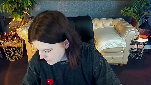 Snapshot of KristiFoxy chatting on 11, 5, 2026 KristiFoxy online show from 11, 5, 2026