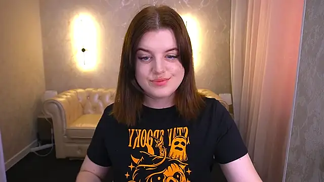 Snapshot of KristiFoxy chatting on 8, 7, 2026 KristiFoxy online show from 8, 7, 2026