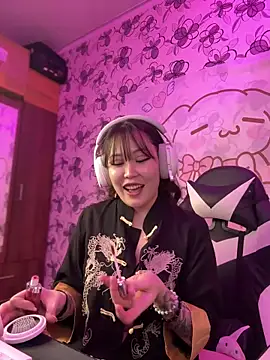 YukiiTYAN online show from 18, 3, 2026