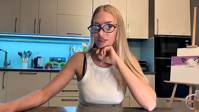 SoftnessMila online show from 7, 3, 2026