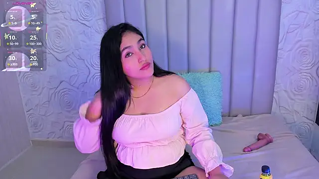 Lya dubois  online show from 20, 4, 2026