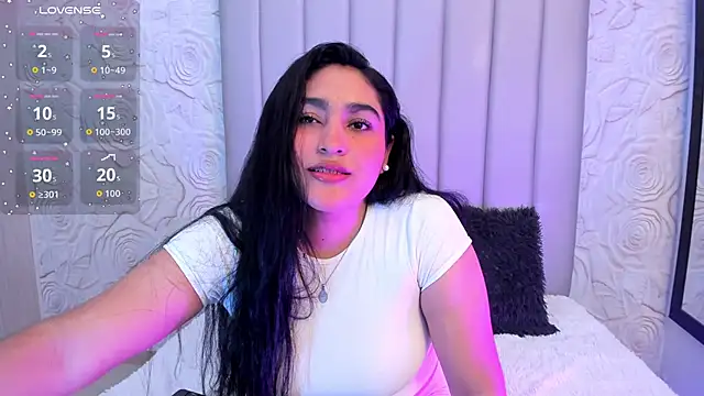 Lya dubois  online show from 13, 2, 2026