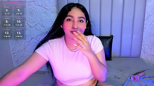 Lya dubois  online show from 16, 4, 2026