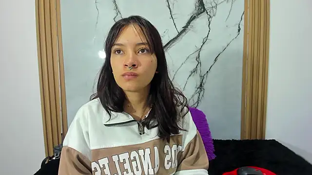 nahomy glow online show from 14, 2, 2026