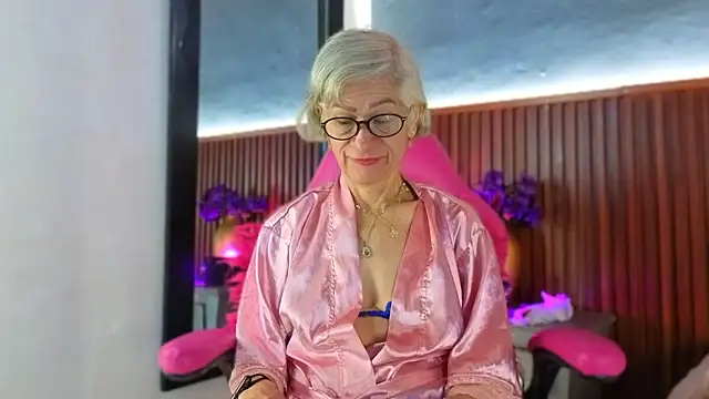 miss monserrate01 online show from 5, 3, 2026