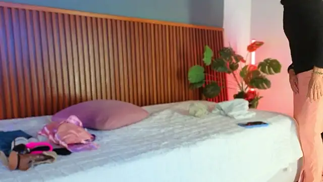 miss monserrate01 online show from 6, 3, 2026