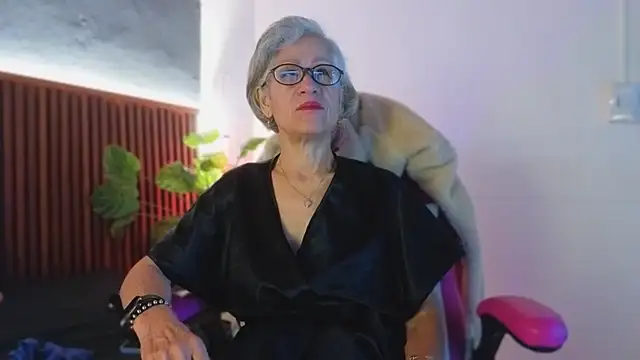 miss monserrate01 online show from 9, 2, 2026