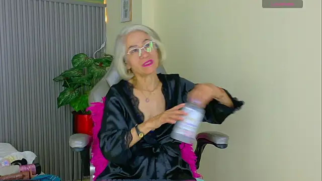 miss monserrate01 online show from 22, 6, 2026