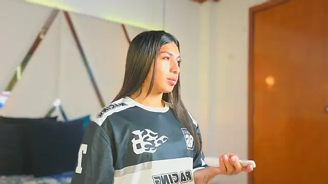 MeelFox online show from 14, 2, 2026