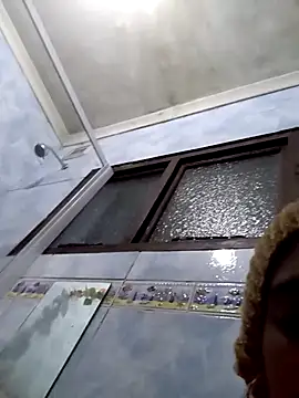 loveofpetitegirls34 online show from 23, 3, 2026