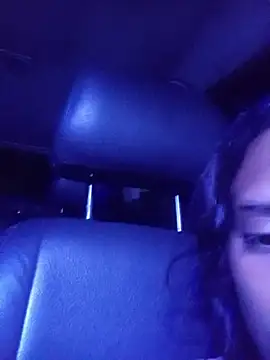 loveofpetitegirls34 online show from 20, 4, 2026