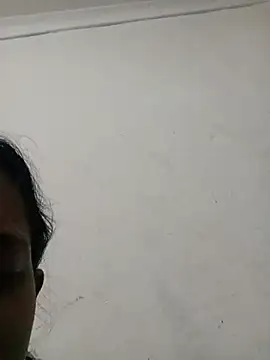 Snapshot of loveofpetitegirls34 chatting on 29, 4, 2026 loveofpetitegirls34 online show from 29, 4, 2026
