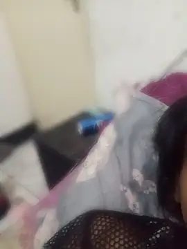 loveofpetitegirls34 online show from 18, 4, 2026