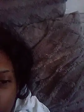 loveofpetitegirls34 online show from 24, 4, 2026