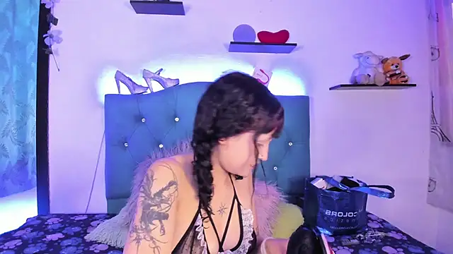 Gemma honey online show from 15, 4, 2026