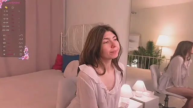 Bubble Chloe online show from 9, 3, 2026