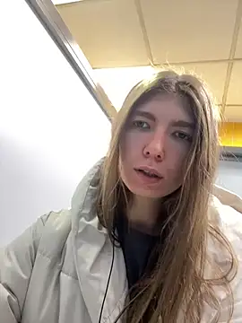 Bubble Chloe online show from 15, 2, 2026