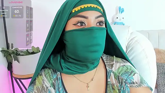 fatimarab   online show from 14, 4, 2026