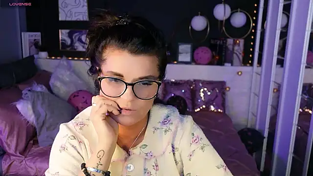 RikaCoutts online show from 12, 2, 2026