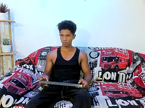 Yoel hot2004 online show from 12, 2, 2026