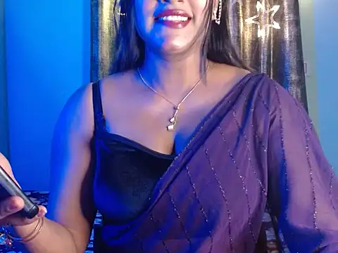 LIZNA 0 online show from 18, 4, 2026