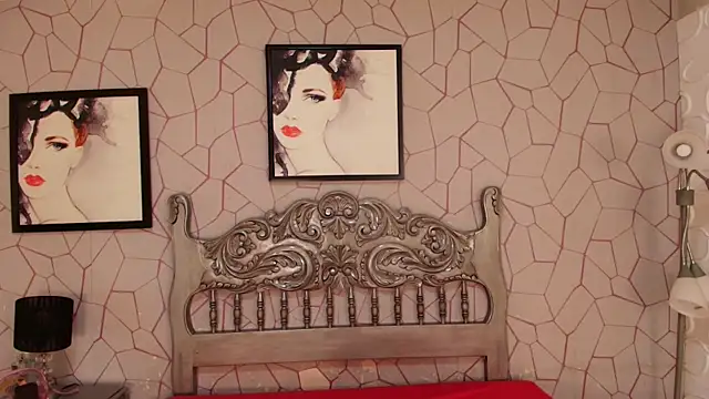 meganrousx online show from 18, 4, 2026