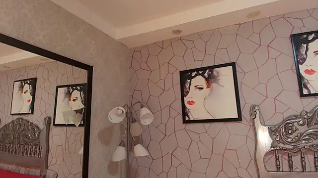 meganrousx online show from 23, 4, 2026