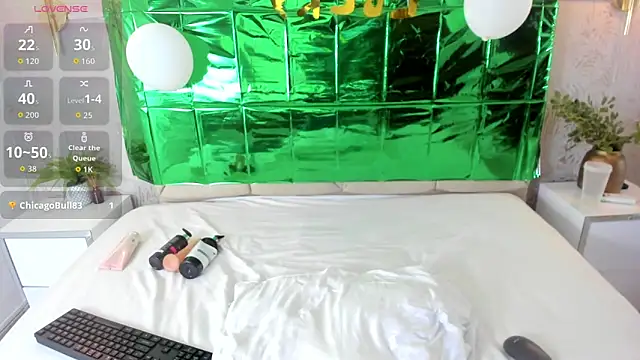 Leah-Moon online show from 18, 3, 2026