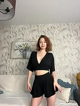 Snapshot of LynaFrost chatting on 22, 5, 2026 LynaFrost online show from 22, 5, 2026