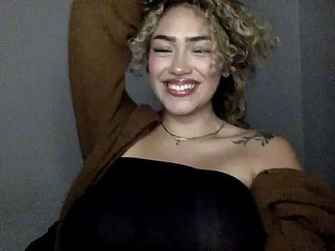 Maddy Beluci online show from 5, 3, 2026