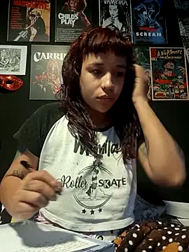 GingerLara online show from 4, 3, 2026