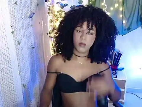 Snapshot of zafiro_blu chatting on 27, 3, 2026 zafiro blu online show from 27, 3, 2026