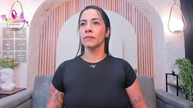 violet scott  online show from 20, 4, 2026