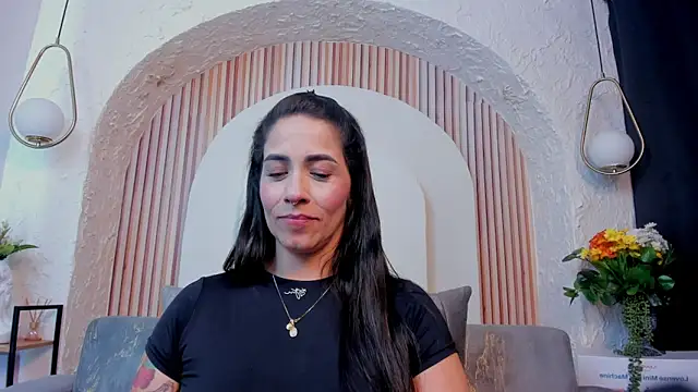 violet scott  online show from 26, 3, 2026