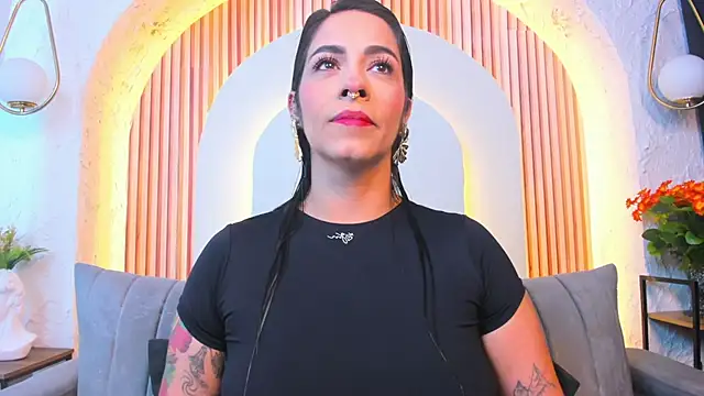 violet scott  online show from 6, 6, 2026