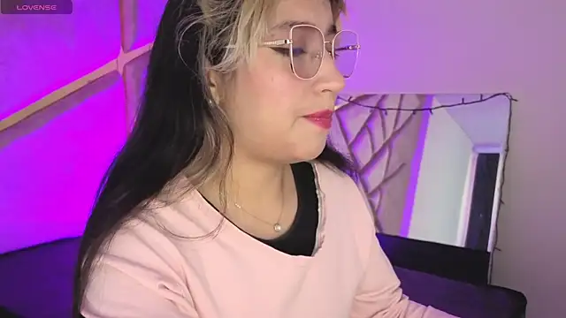 Dahiana Dmour  online show from 23, 2, 2026