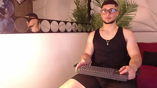 valenssio moretti online show from 17, 3, 2026