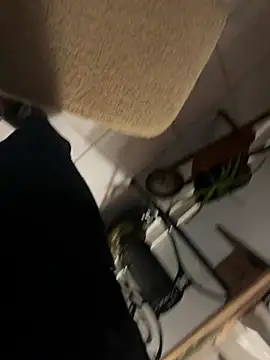 Kylxxx8 online show from 13, 2, 2026