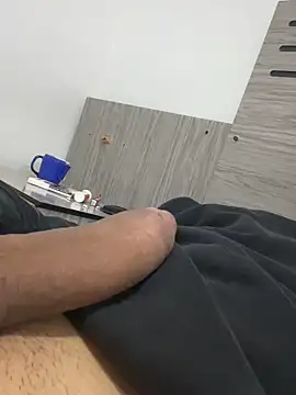 Luiznflp3 online show from 3, 3, 2026