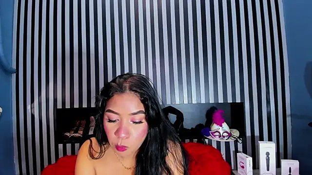 Snapshot of MiaWolton chatting on 26, 6, 2026 MiaWolton online show from 26, 6, 2026