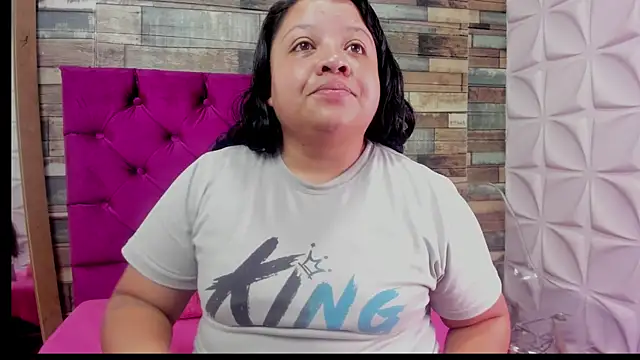 Carolina-Lenon online show from 7, 2, 2026