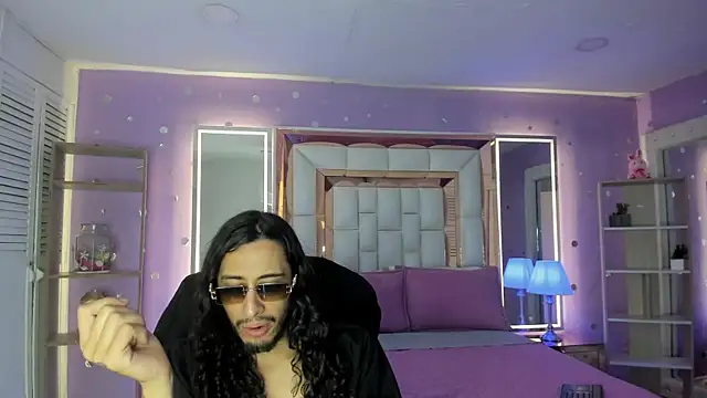 Snapshot of Goldentemptation_ chatting on 10, 7, 2026 Goldentemptation online show from 10, 7, 2026