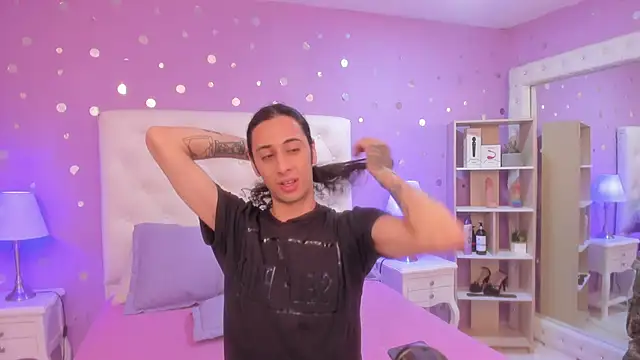 Goldentemptation  online show from 1, 3, 2026