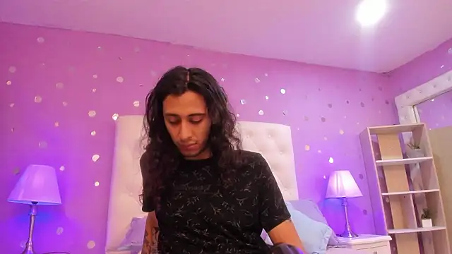 Goldentemptation  online show from 17, 2, 2026