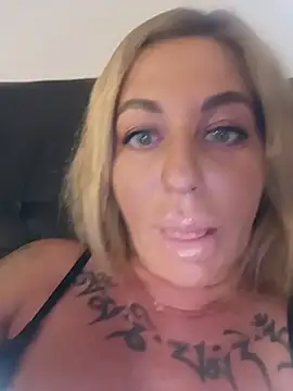 MiaMooly online show from 21, 7, 2026