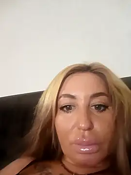 MiaMooly online show from 29, 9, 2025