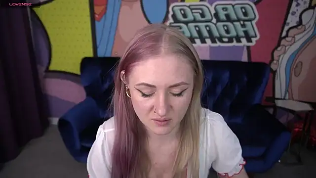 DramaQuenns online show from 12, 4, 2026